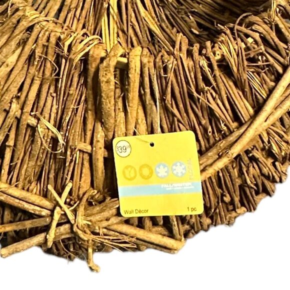 Rustic Flower Basket Wall Decor - Picture 10 of 10